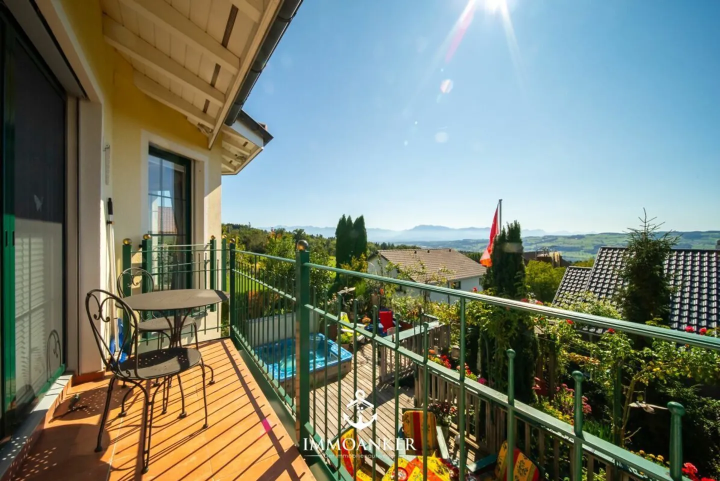 Vivere con vista - circondato da pace e verde - Casa unifamiliare di 6,5 stanze a Sulz - Foto 12 di 13