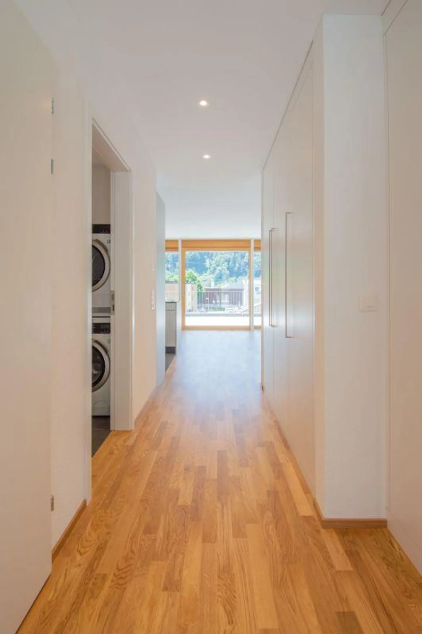 For Sun Worshippers - Spacious Penthouse Apartment - Photo 11 of 16