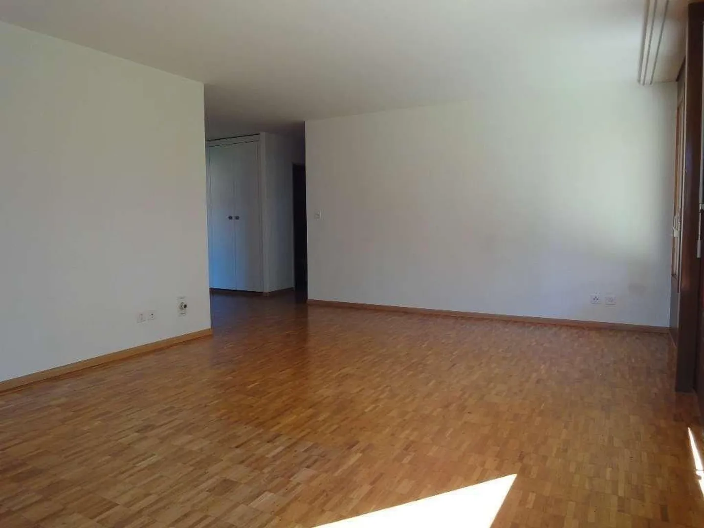 Beaucoup d'espace pour vivre et se détendre - Photo 2 sur 12
