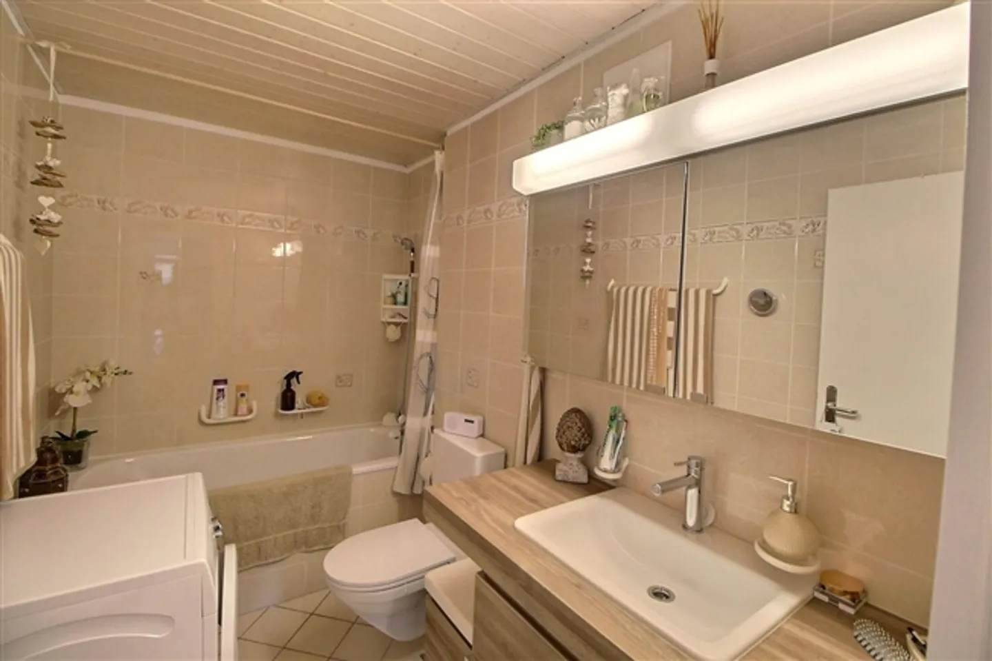 «Luxuswohnung im Herzen des Landeron im bewohnten Leben Rente ohne Rente begrenzt auf 10 Jahre» - Foto 9 von 10