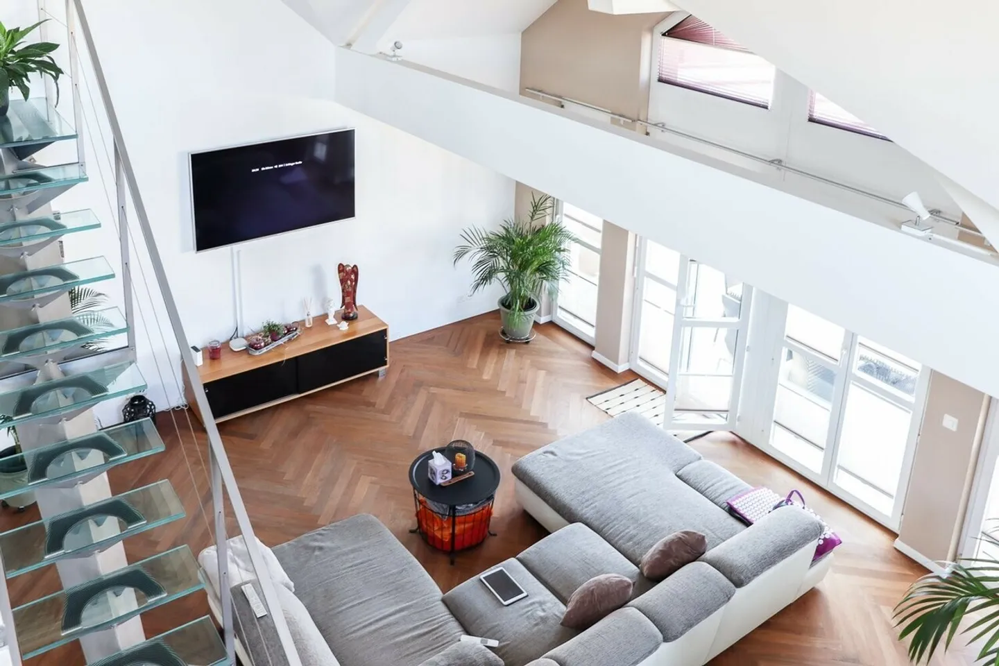 Oasi abitativa a Kirchberg: casa da sogno di 180m2 con tutti i comfort! - Foto 2 di 10