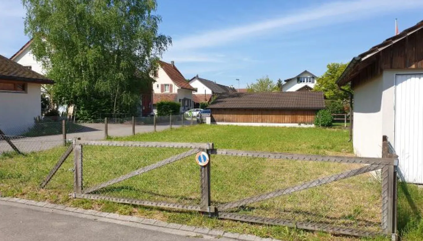 Building plot for a semi-detached house - Photo 1 of 5