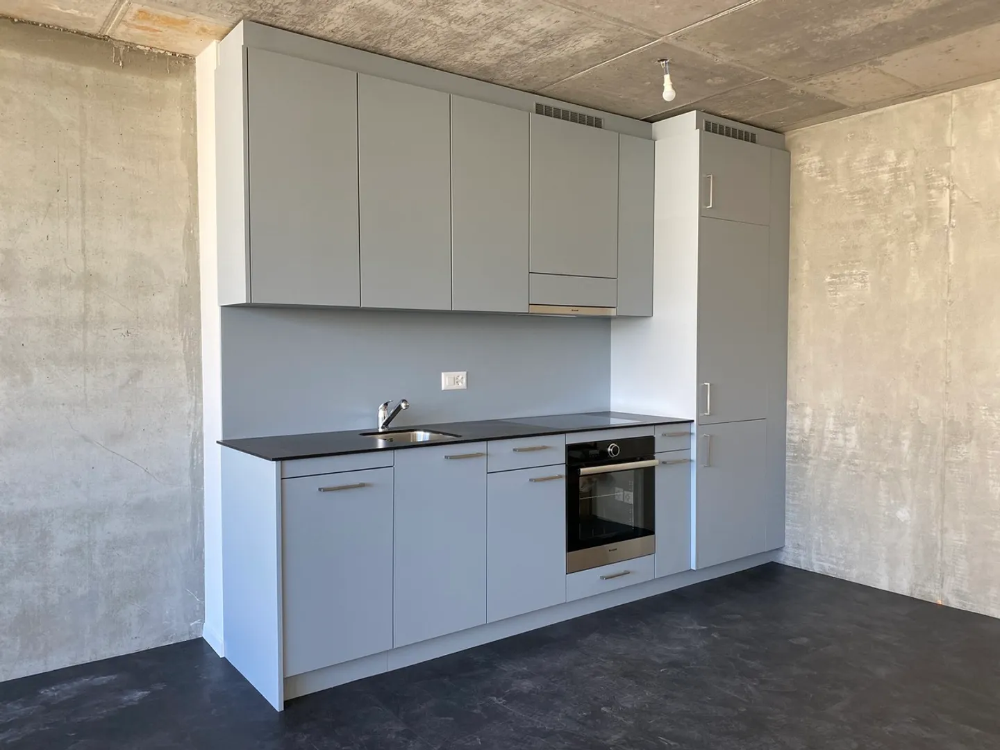 Appartement moderne 2.5 pièces - Photo 2 sur 8