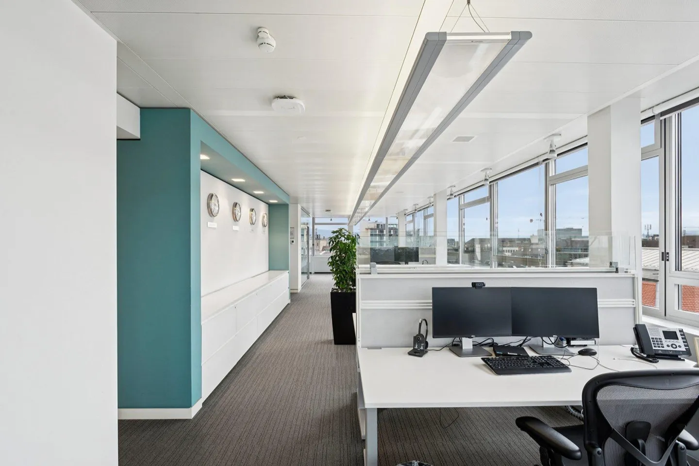 Votre nouvel espace de bureau dans le gratte-ciel le plus prisé de Zurich ! - Photo 4 sur 13