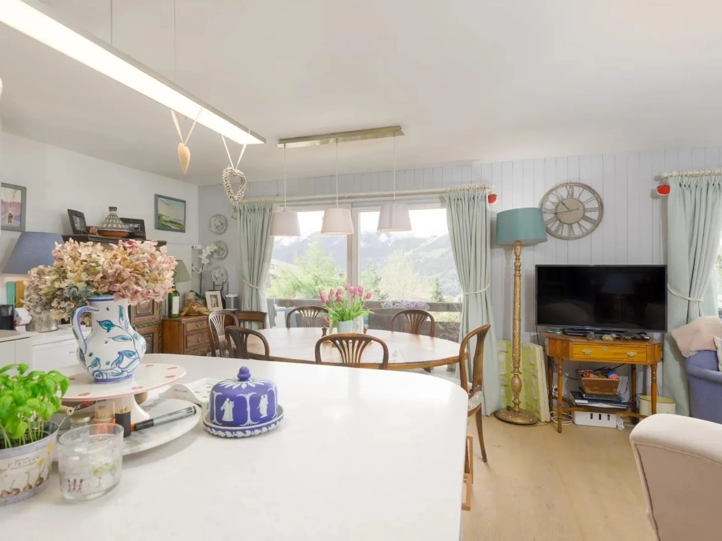 4-Zimmer-Wohnung mit wunderschönem Blick - Foto 2 von 12