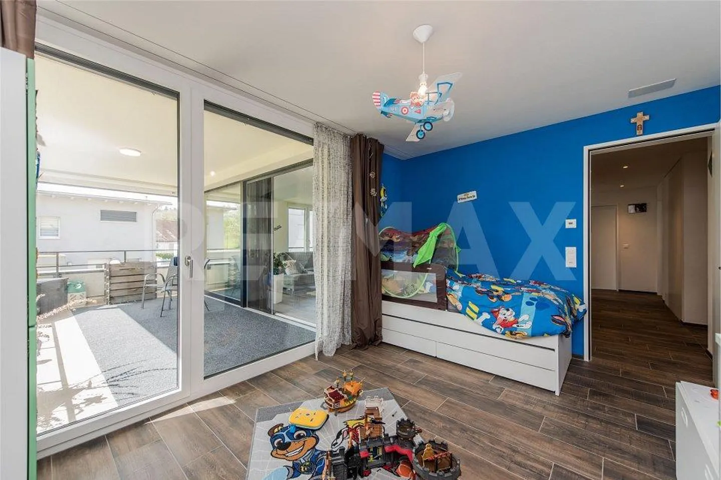 HOCHWERTIGE 4 ½ ZIMMER MINERGIE-WOHNUNG IM ERSTEN OBERGESCHOSS - Foto 7 von 12