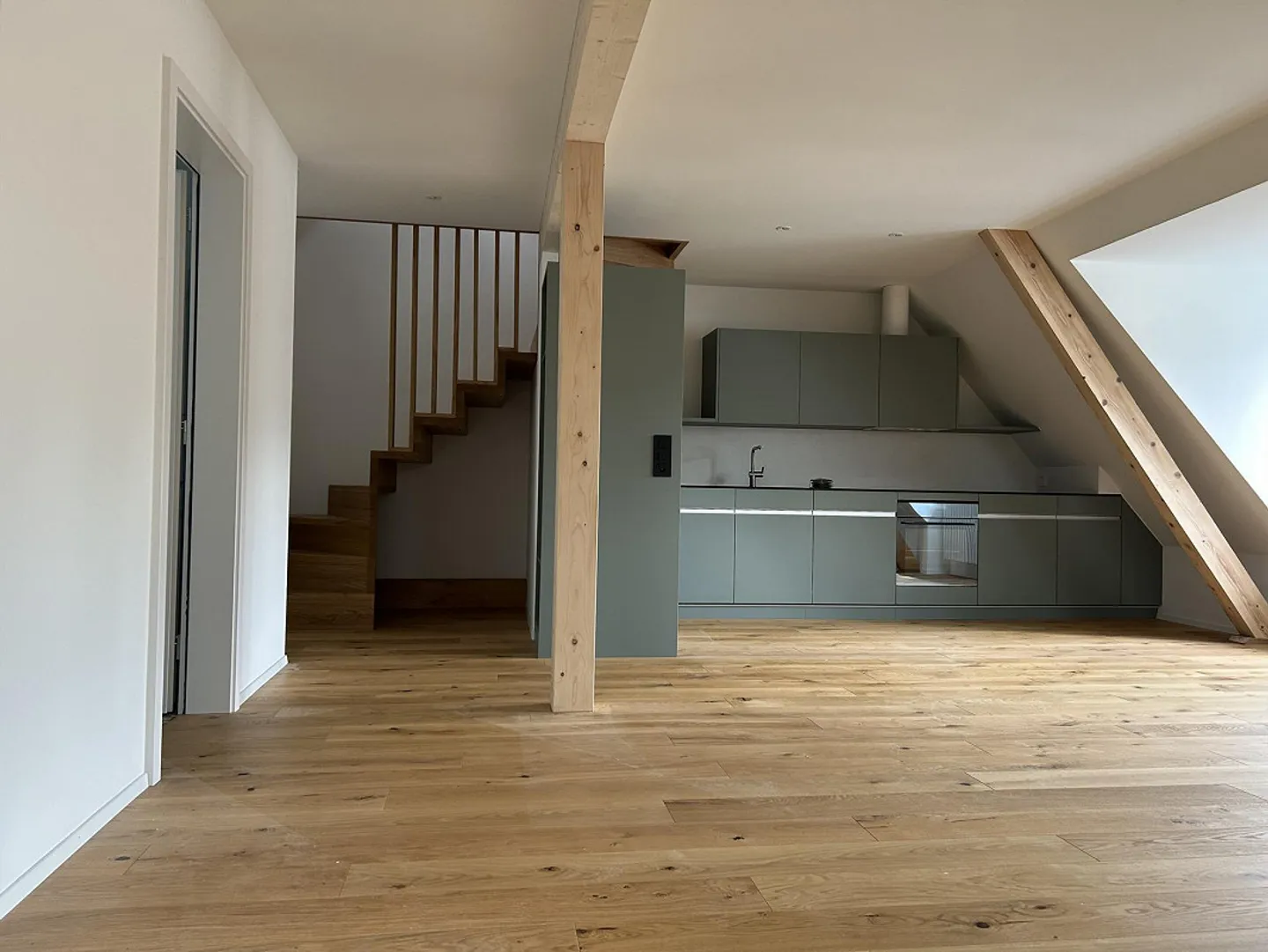 2 Zimmer Dachwohnung, Bern - Loft-Style-Maisonette im Dachgeschoss – 85m2 Loft-Style-Maisonette im Dachgeschoss – 85m2 - Foto 1 von 12
