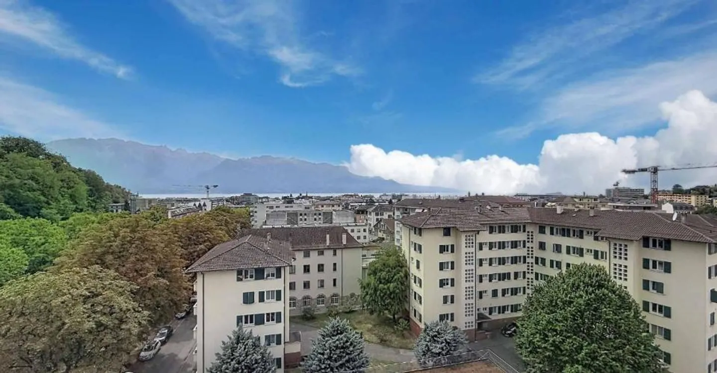 Helle 4,5-Zimmer-Wohnung mit Panoramablick - Foto 1 von 9