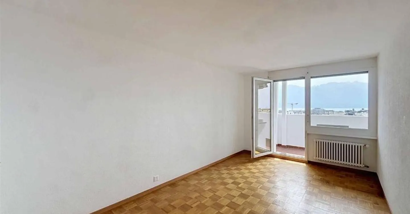 Helle 4,5-Zimmer-Wohnung mit Panoramablick - Foto 6 von 9