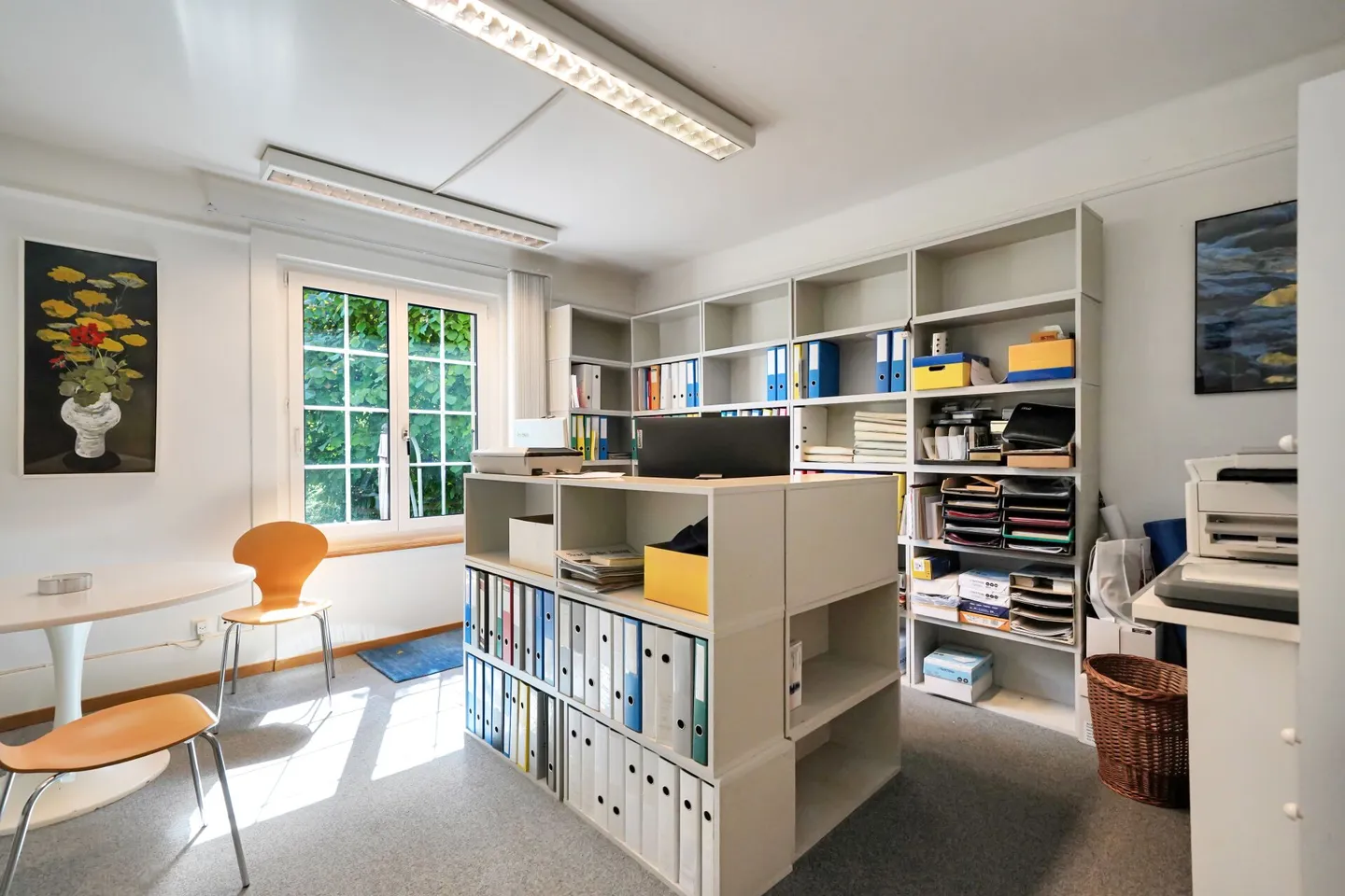 Rareté dans la ville : Maison de campagne historique avec un vaste jardin paradisiaque et un appartement - Photo 8 sur 13