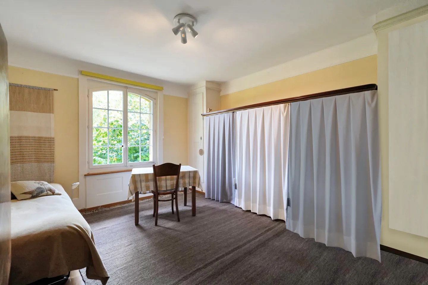 Rareté dans la ville : Maison de campagne historique avec un vaste jardin paradisiaque et un appartement - Photo 10 sur 13