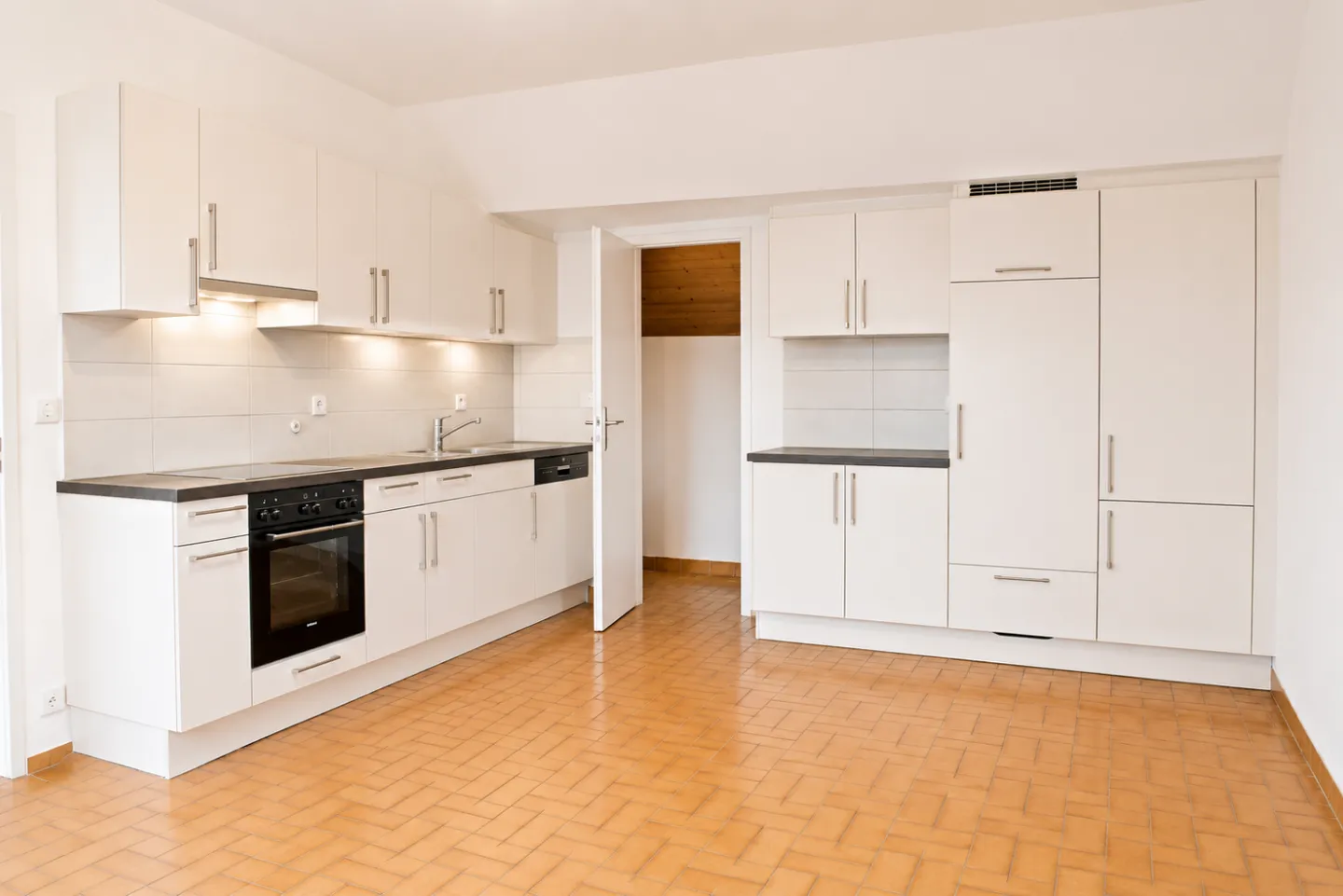 Charming Attic Apartment - Photo 3 of 7