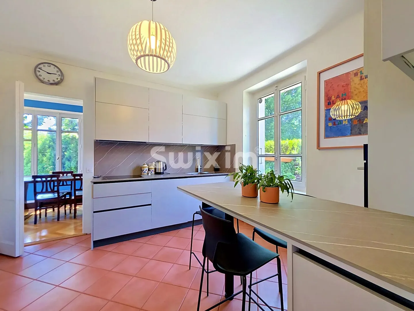 Charming Villa with Lake View - Photo 4 of 7