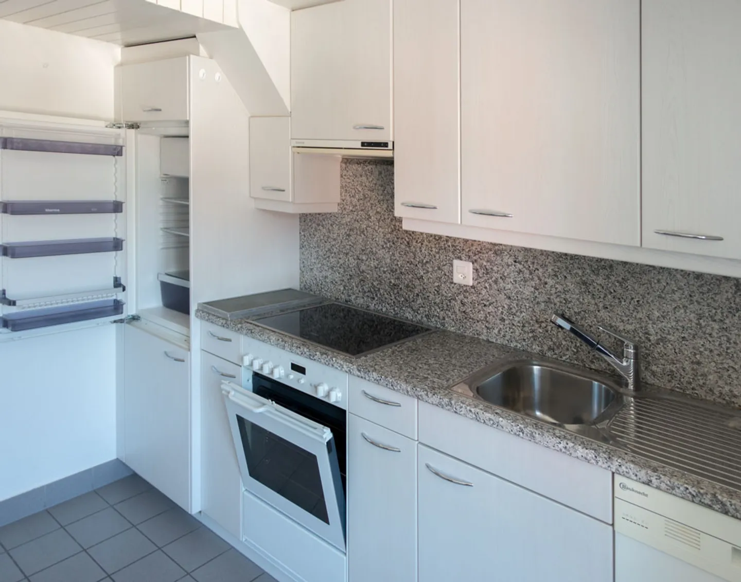 Cozy apartment in a central location - Photo 4 of 8