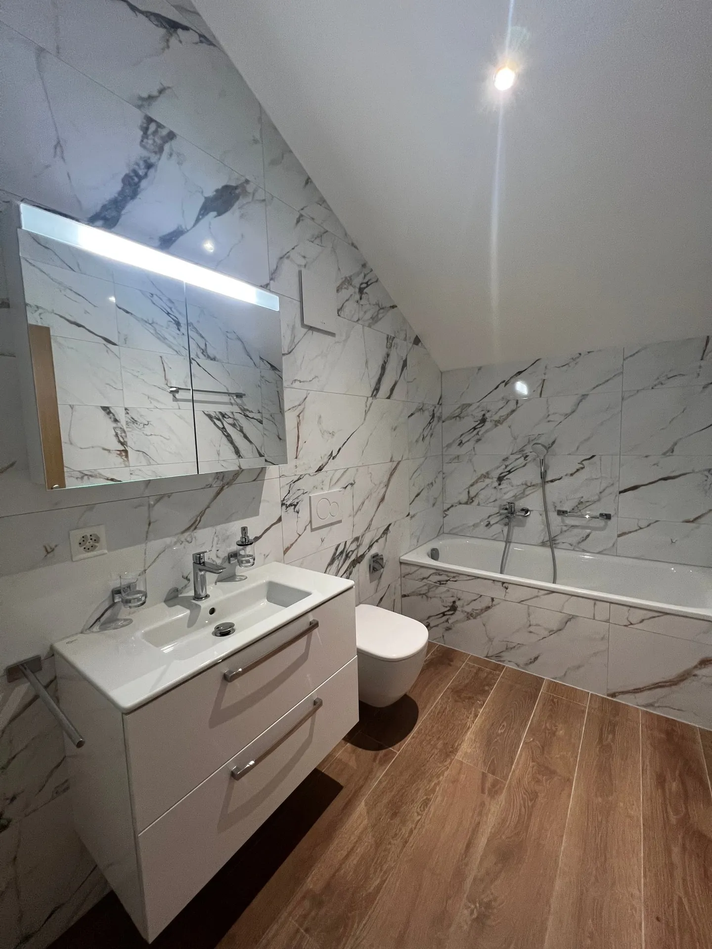 Ampio appartamento 3.5 locali in affitto – Mézières (FR) - Foto 8 di 9