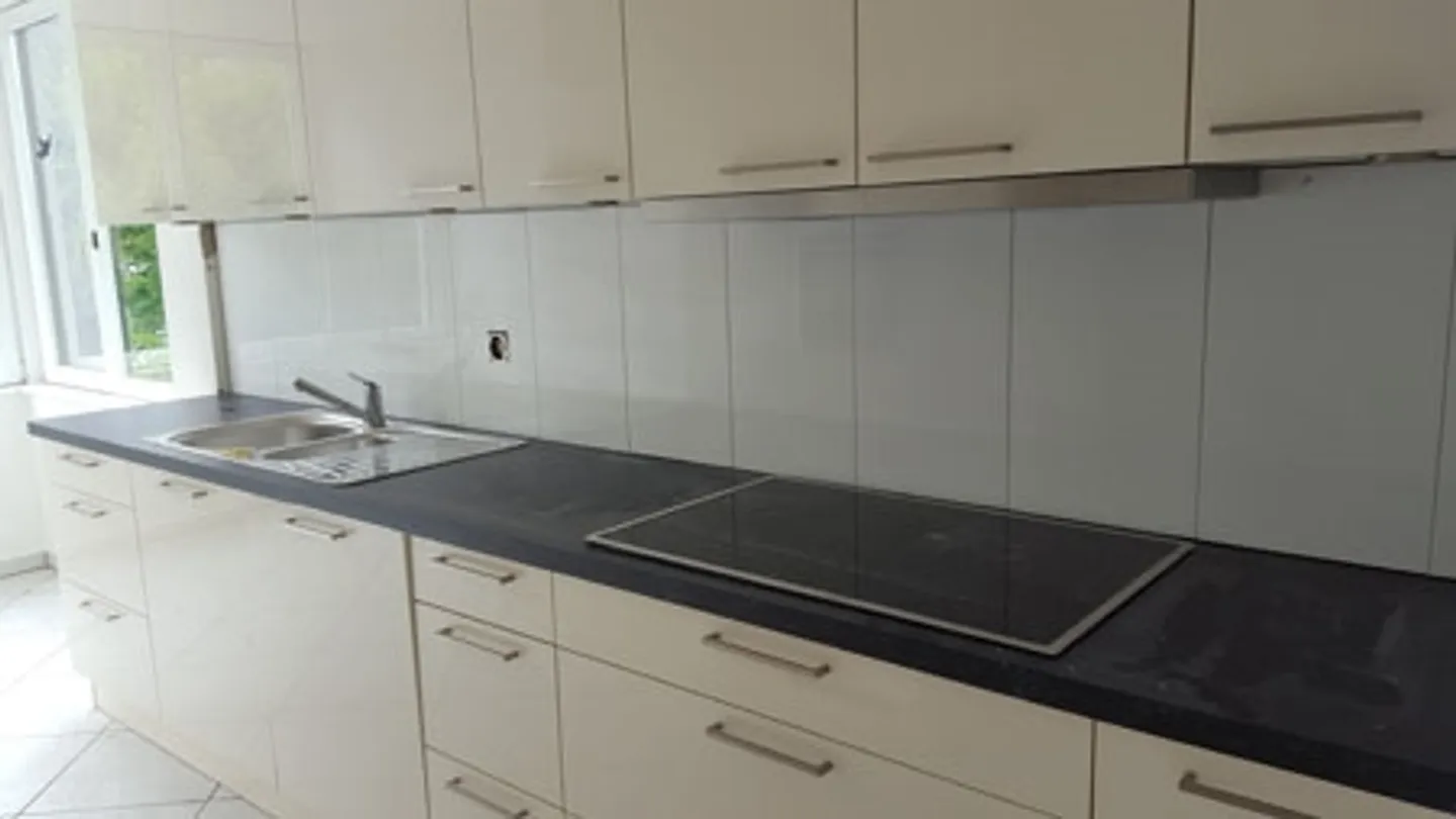 Très bel appartement de 4 1/2 pièces à Uttwil - Photo 6 sur 12