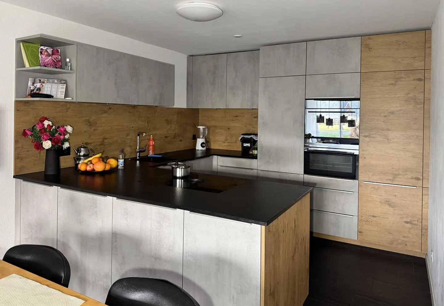 Appartamento al piano terra di 3,5 locali con bel giardino d'inverno riscaldato - Foto 10 di 16