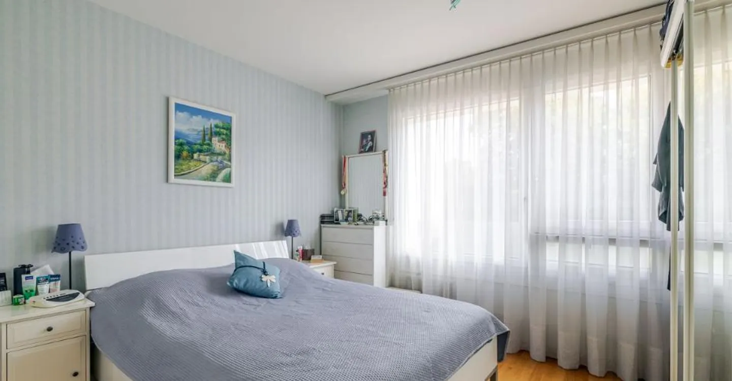 Spacious 5-room apartment with terrace and closed garage in Chêne-Bougeries - Photo 5 of 5