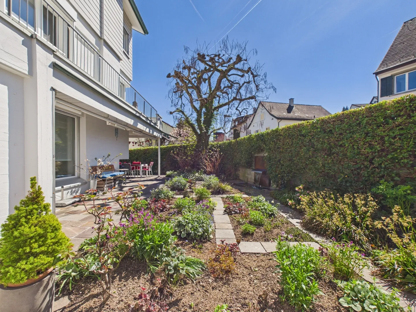 Architektonisches Einfamilienhaus mit Seesicht - Foto 12 von 14