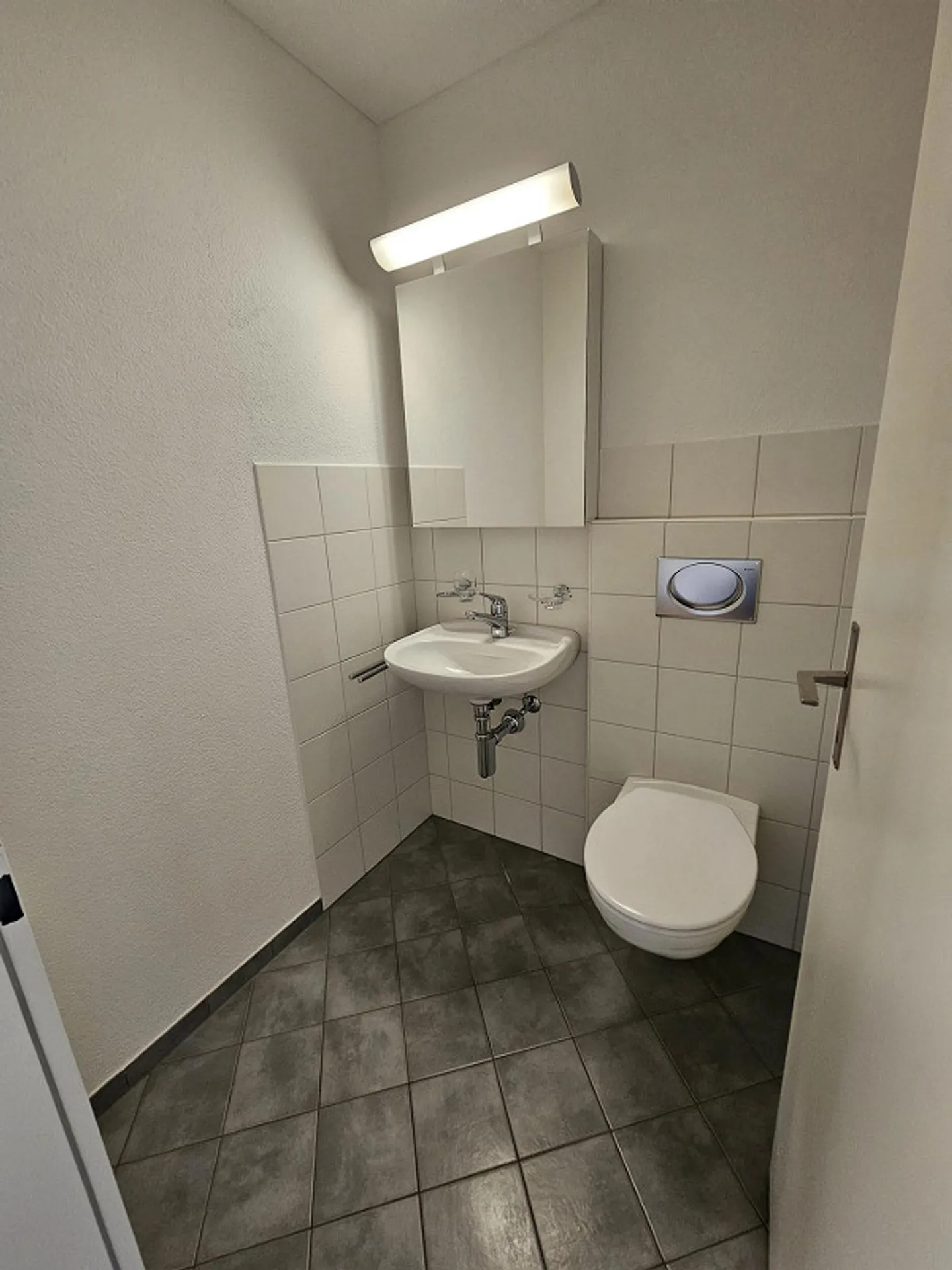 Luminoso appartamento di 5,5 stanze con vista sul verde, parquet, tranquillo e centrale - Foto 18 di 22