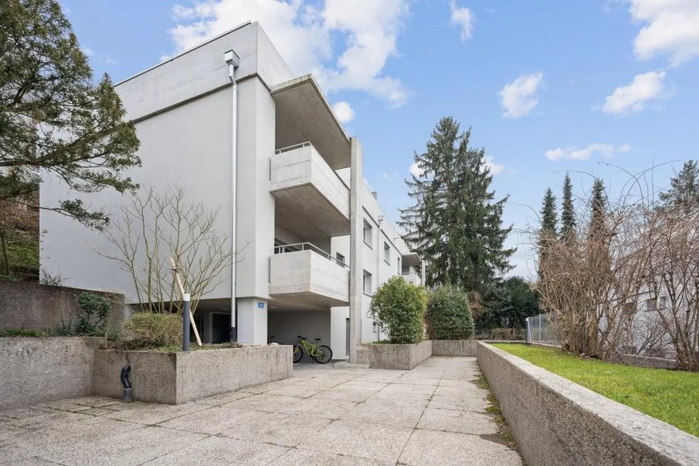 Appartements 3/3.5 pièces fraîchement rénovés dans un emplacement calme à Riehen - Photo 2 sur 10