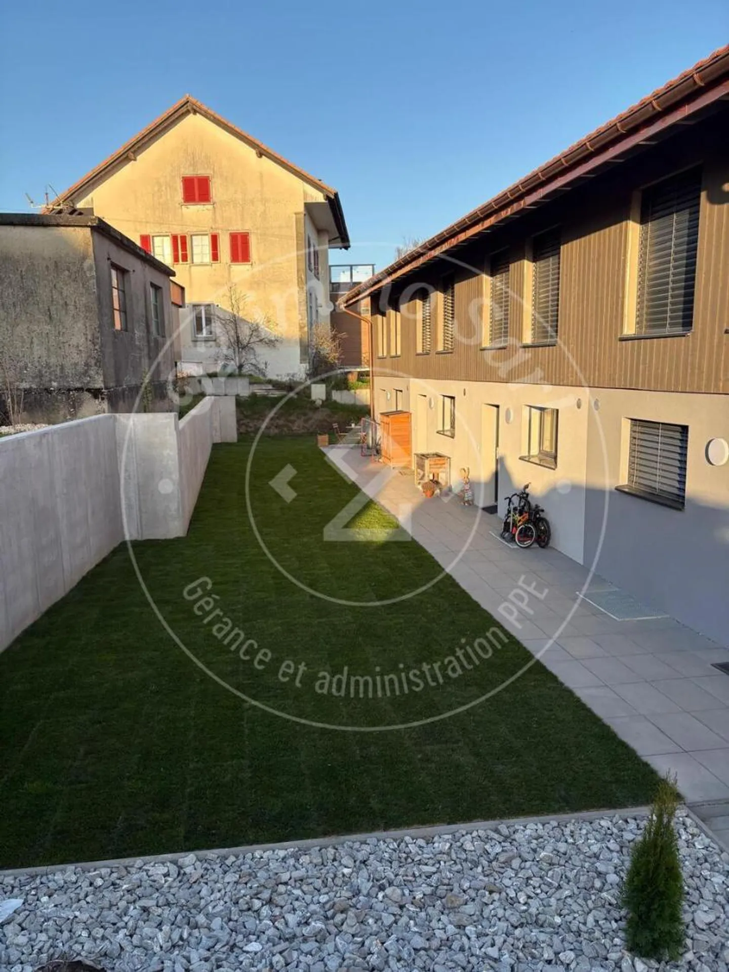 Beautiful semi-detached house 5.5 rooms in Autigny - Photo 12 of 12