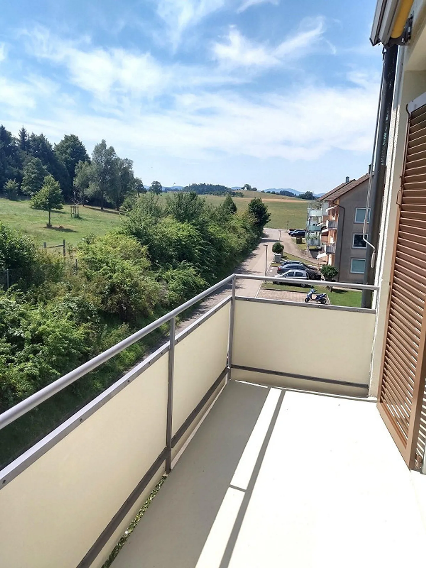 3-room apartment with balcony in a quiet location - Photo 8 of 10