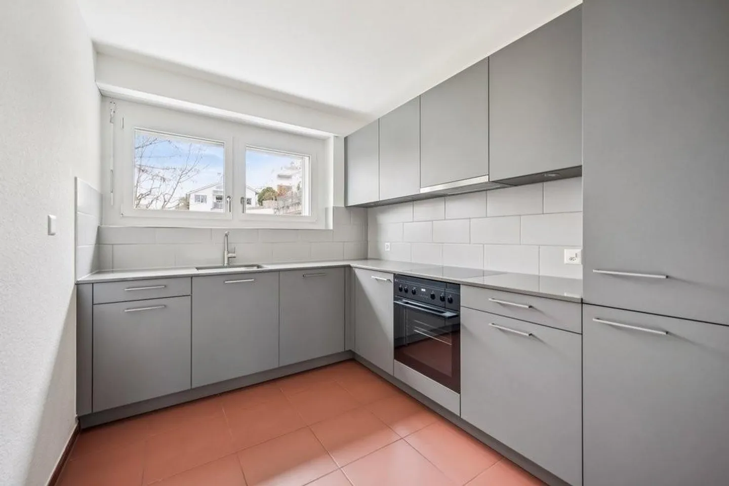 Appartements 3/3.5 pièces fraîchement rénovés dans un emplacement calme à Riehen - Photo 3 sur 10