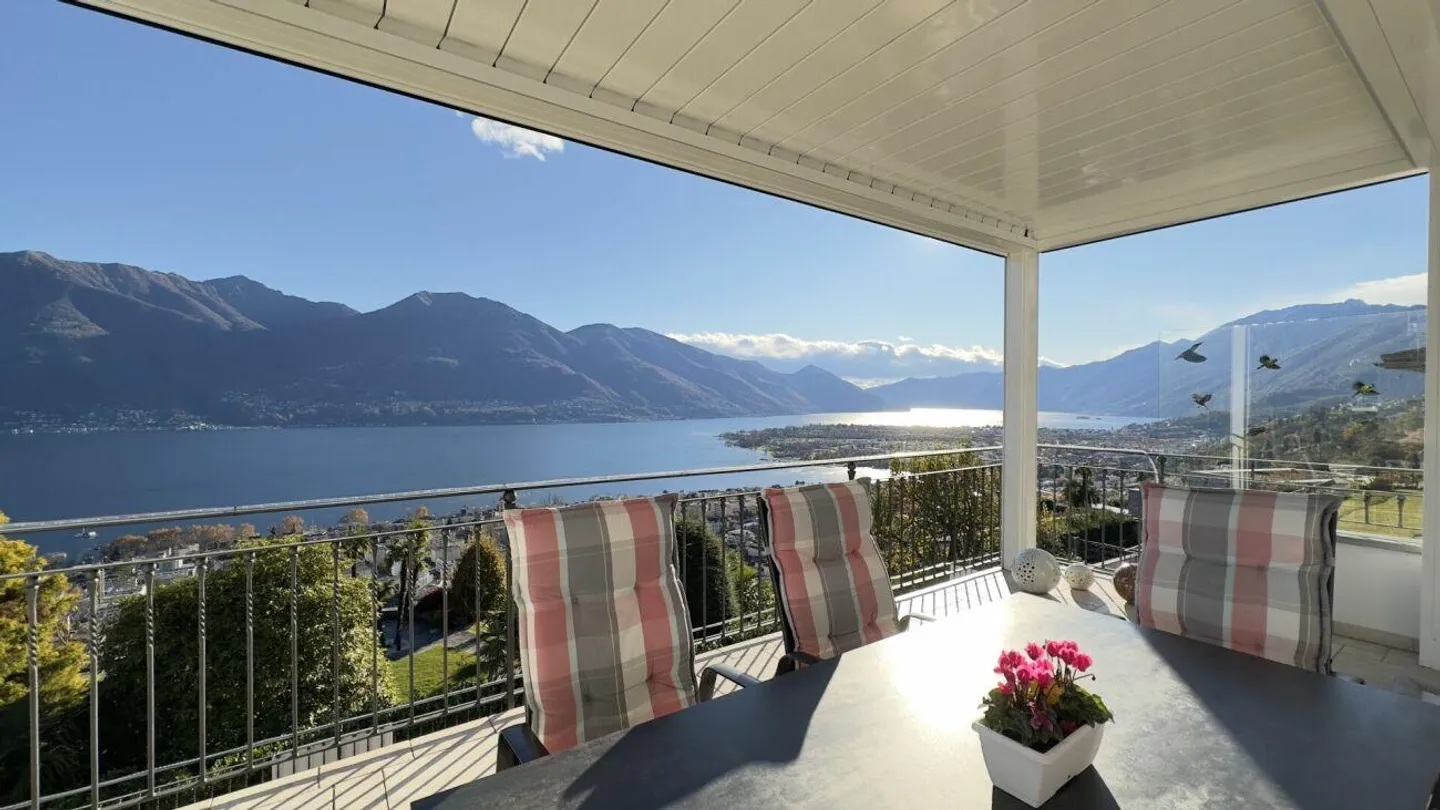 Villa Stupenda con Vista Lago - Foto 1 di 21