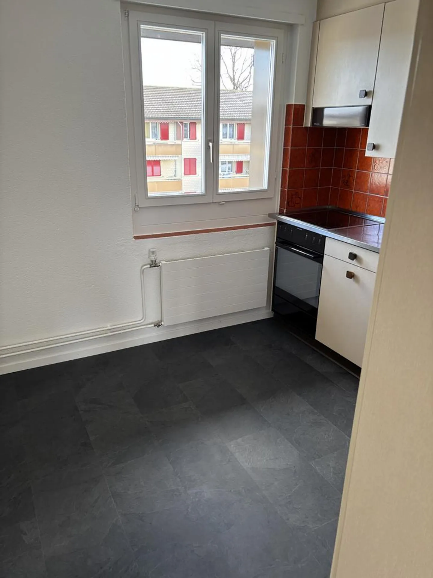 Viewing on Wednesday, 14.01.2026 between 12:00 - 13:30 - Photo 3 of 8