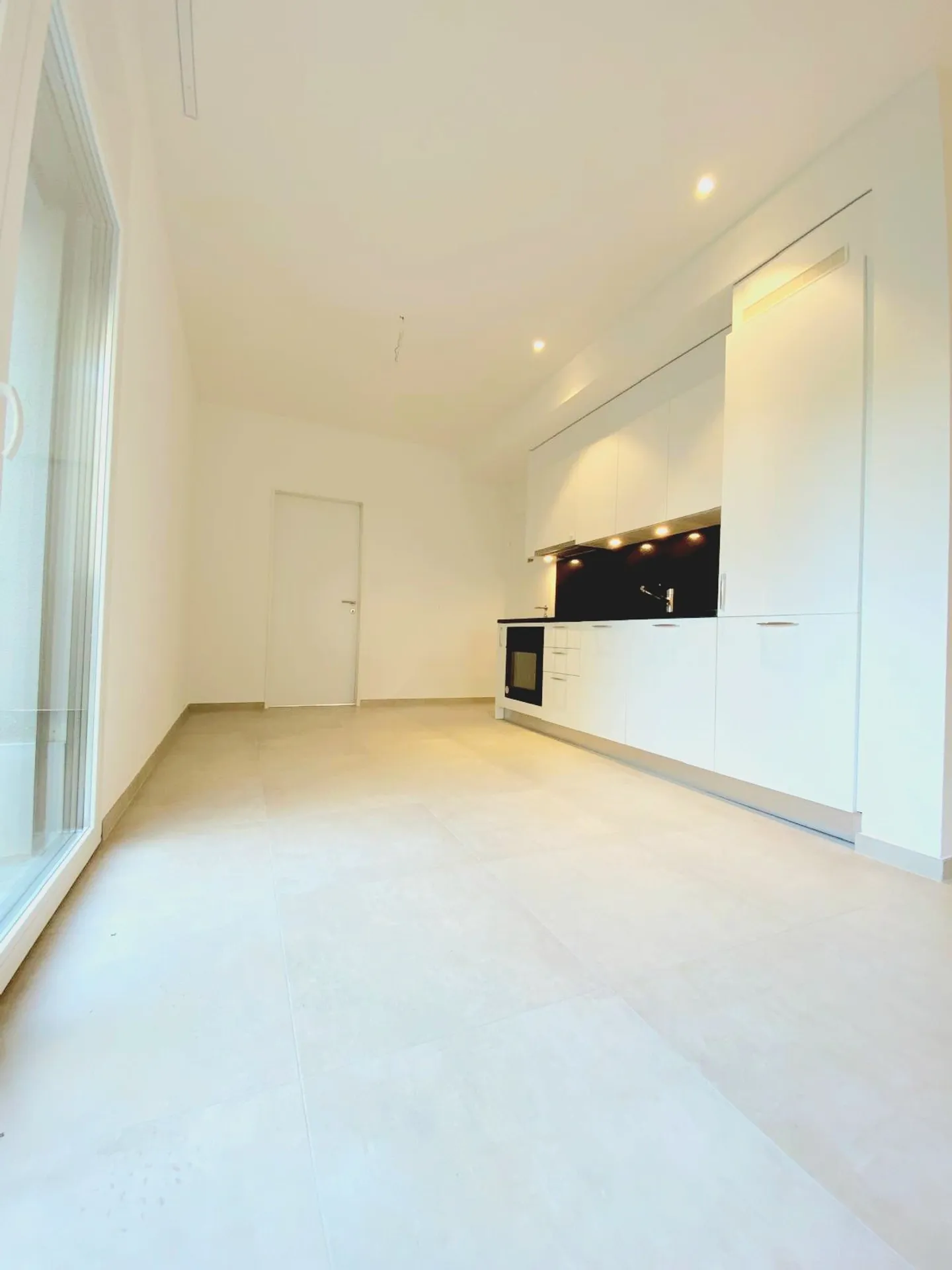 2.5 Room Comfortable and Equipped: Ideal for the Elderly - Photo 2 of 6