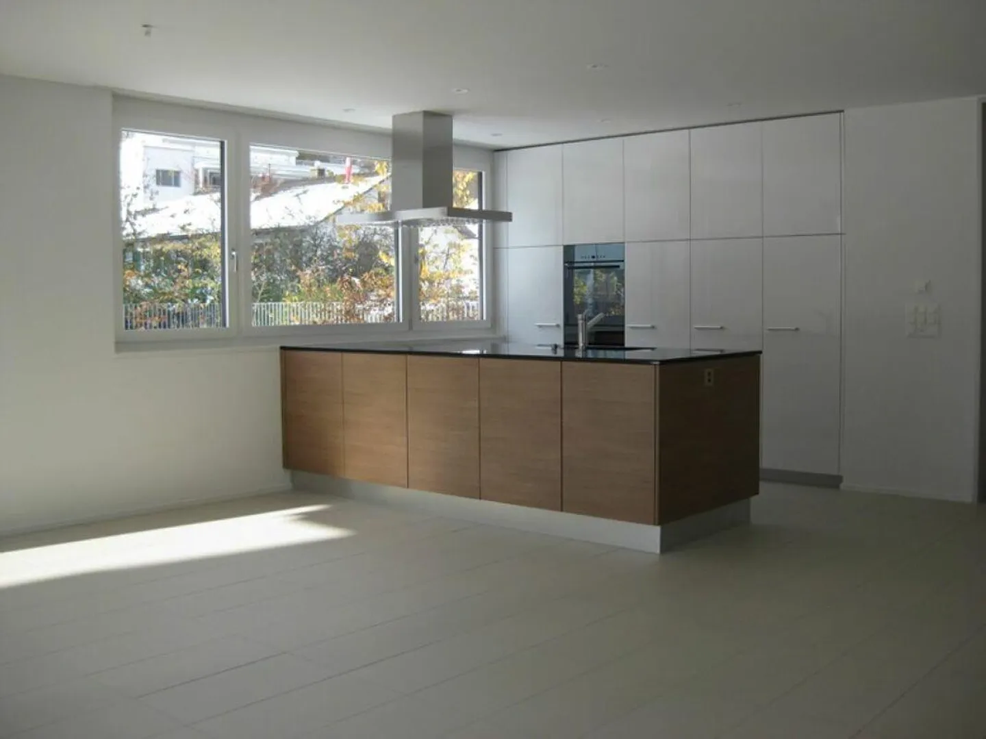 Vie exclusive à la petite Emme - Photo 2 sur 10