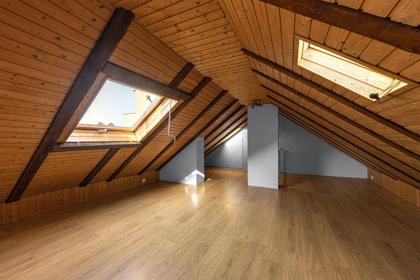 Appartement en duplex de 4 pièces sans balcon Location temporaire jusqu'au 30 novembre 2028 - Photo 4 sur 12