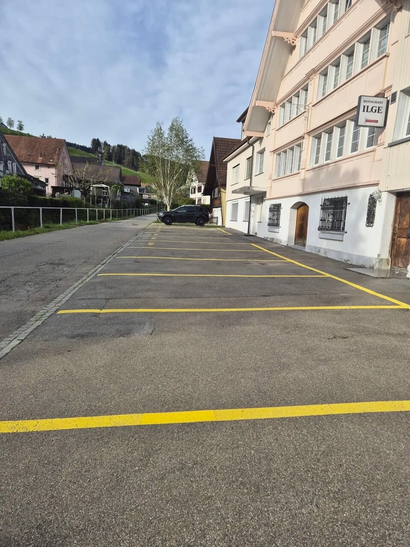 Place de parking extérieure à louer - Photo 2 sur 3