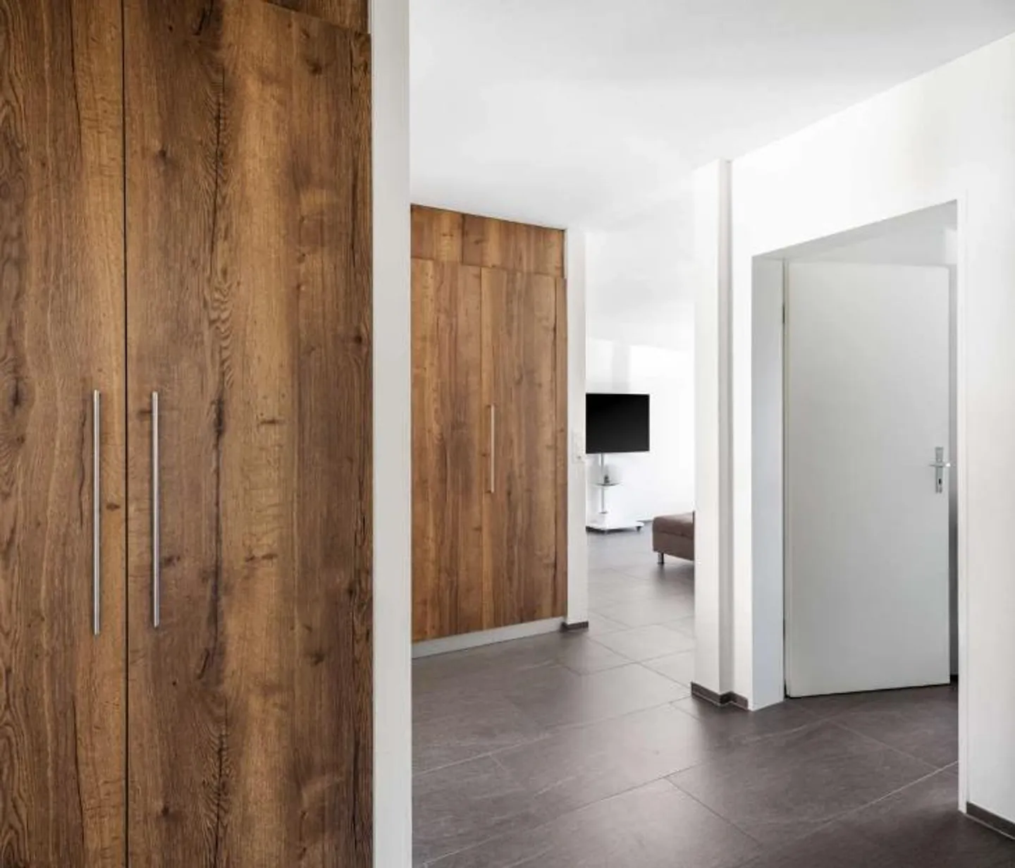 Bel appartement de 5.5 pièces avec un standard de finition élevé à Brunnen - Photo 1 sur 10
