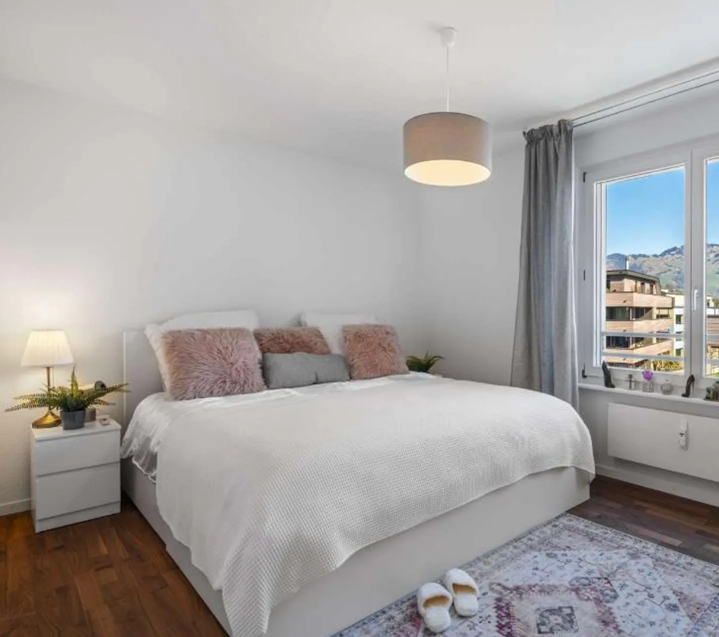 Bel appartement de 5.5 pièces avec un standard de finition élevé à Brunnen - Photo 9 sur 10