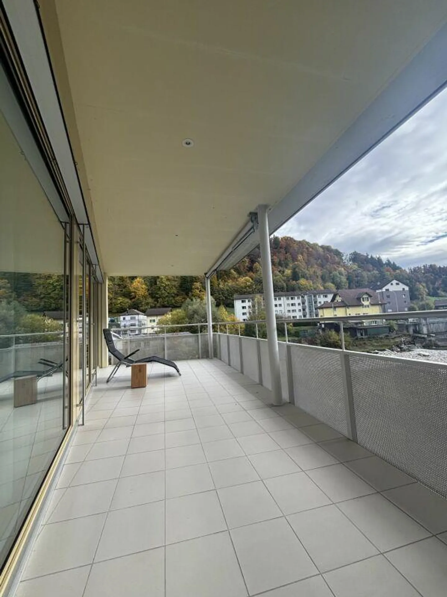 Vie exclusive à la petite Emme - Photo 8 sur 10