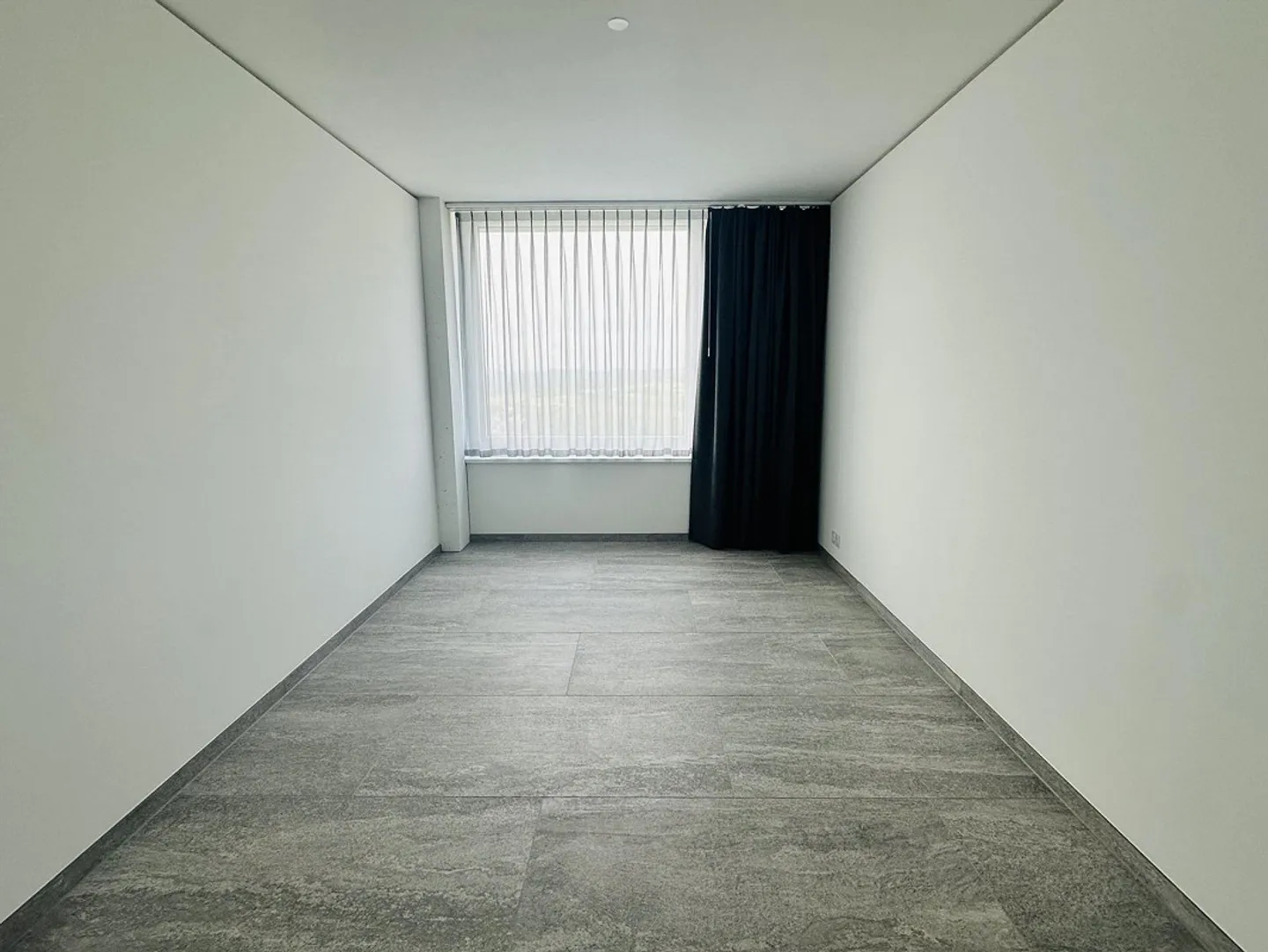 Exclusif! Unique! 3,5 pièces! 132 m2! 23ème étage! Rhyfalltower!!! - Photo 9 sur 13