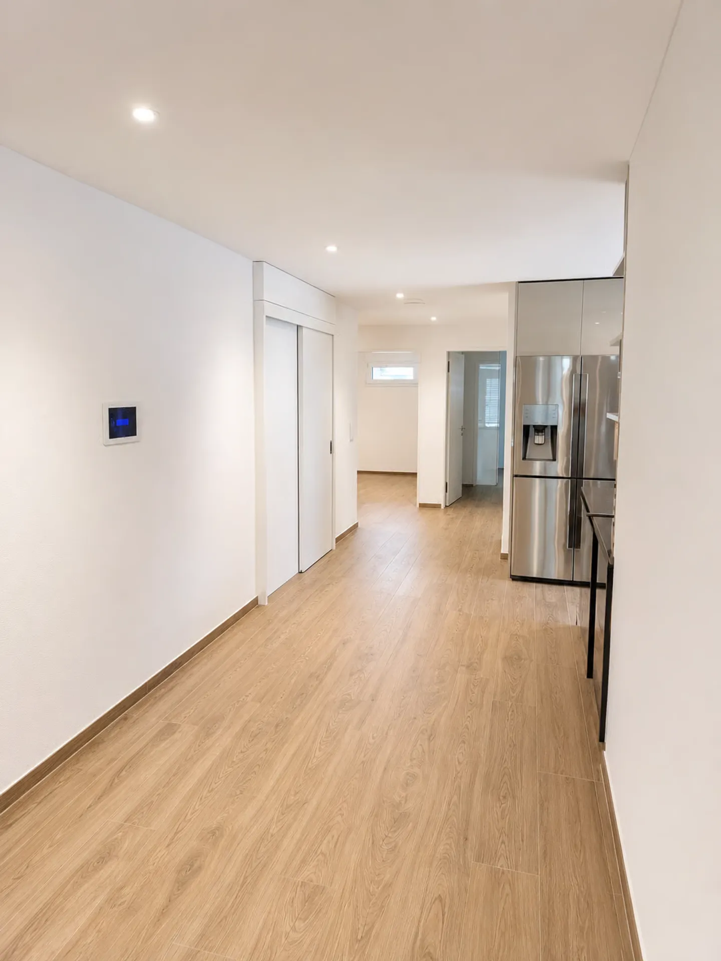 Appartamento giardino confortevole di 4-5 stanze con veranda di 32 m2 a Wilen vicino a Wollerau - Foto 14 di 15