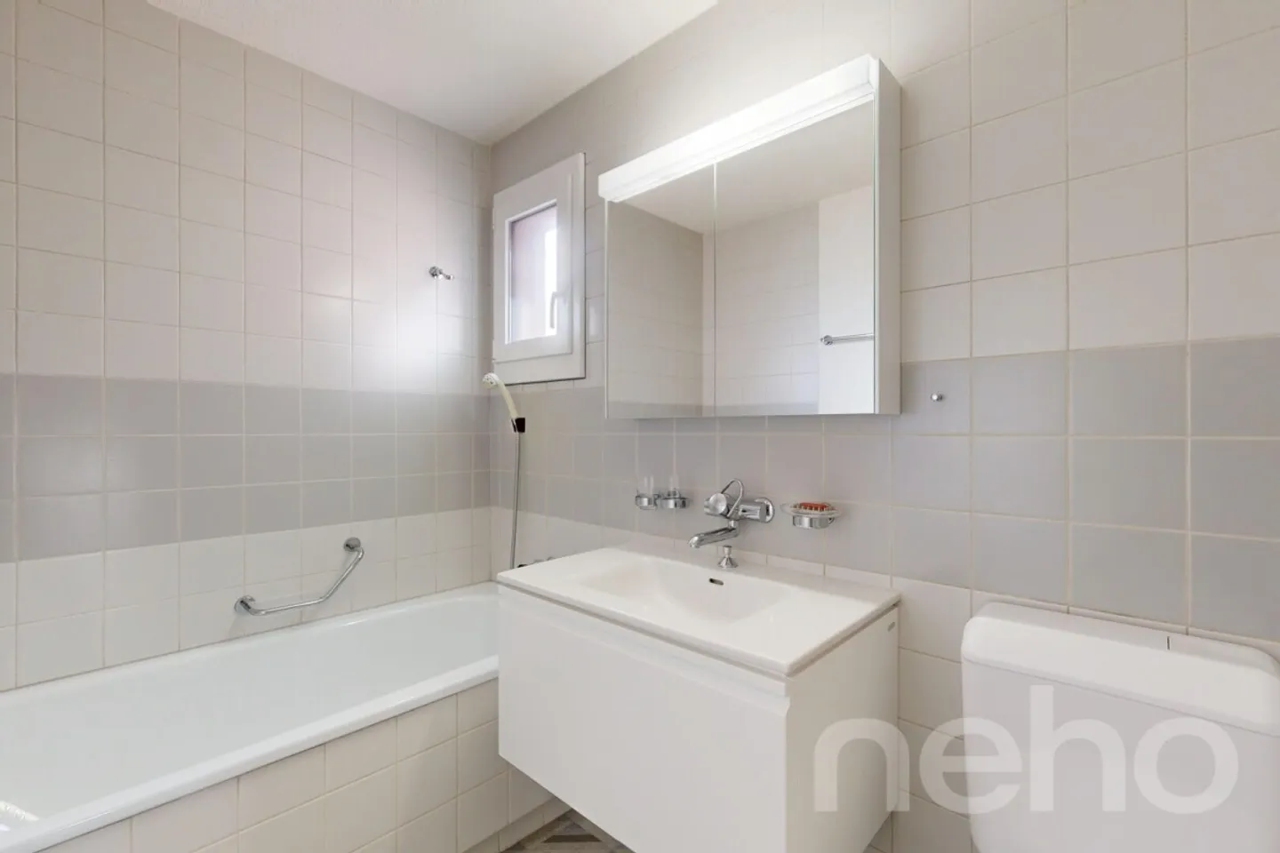 Casa a schiera affascinante con 4,5 stanze e possibilità di espansione - Foto 8 di 12