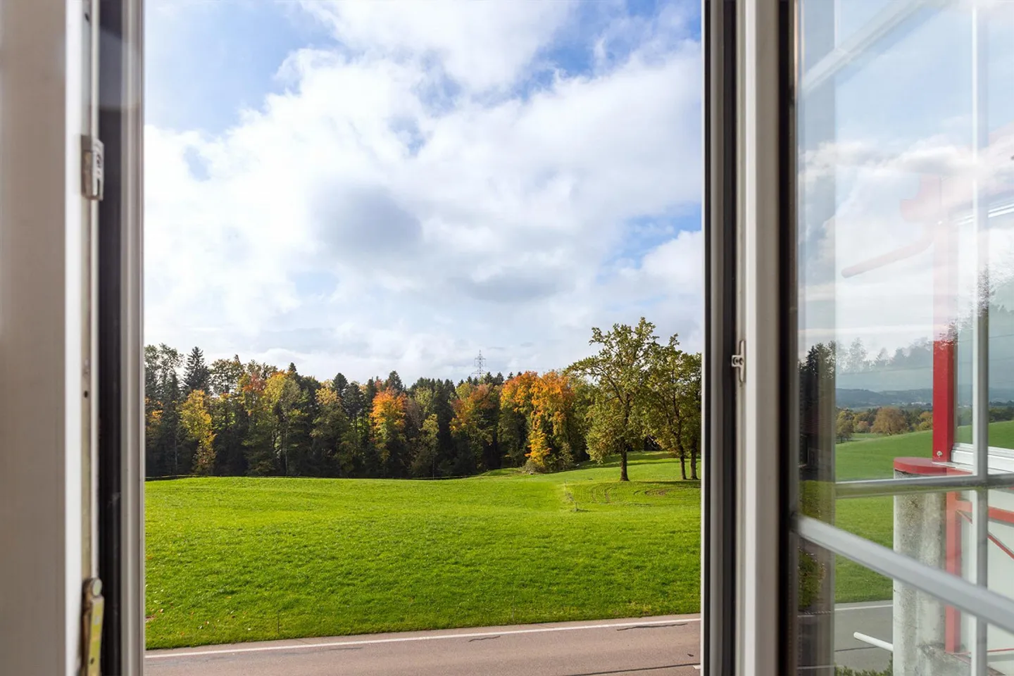 Beautiful, spacious and bright 4.5 room apartment with a wide view - Photo 11 of 30