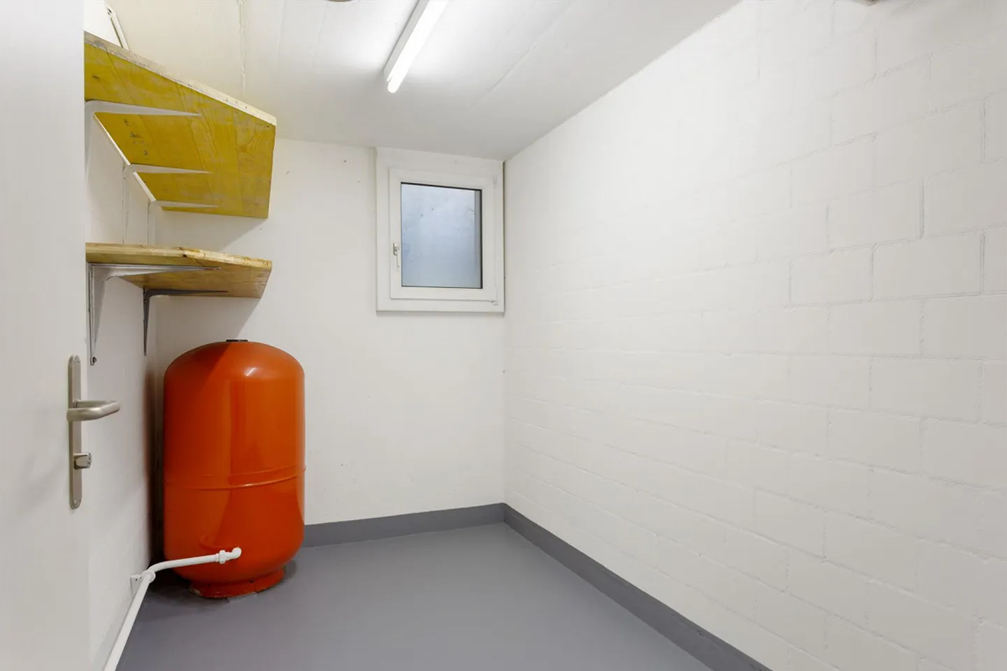 Beautiful, spacious and bright 4.5 room apartment with a wide view - Photo 18 of 30