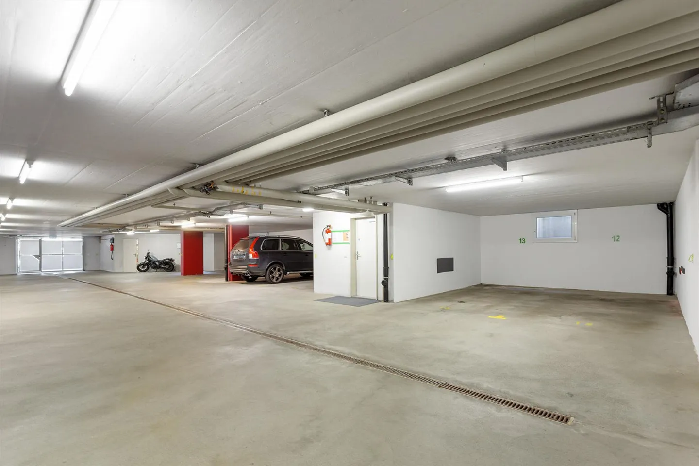 Beautiful, spacious and bright 4.5 room apartment with a wide view - Photo 19 of 30