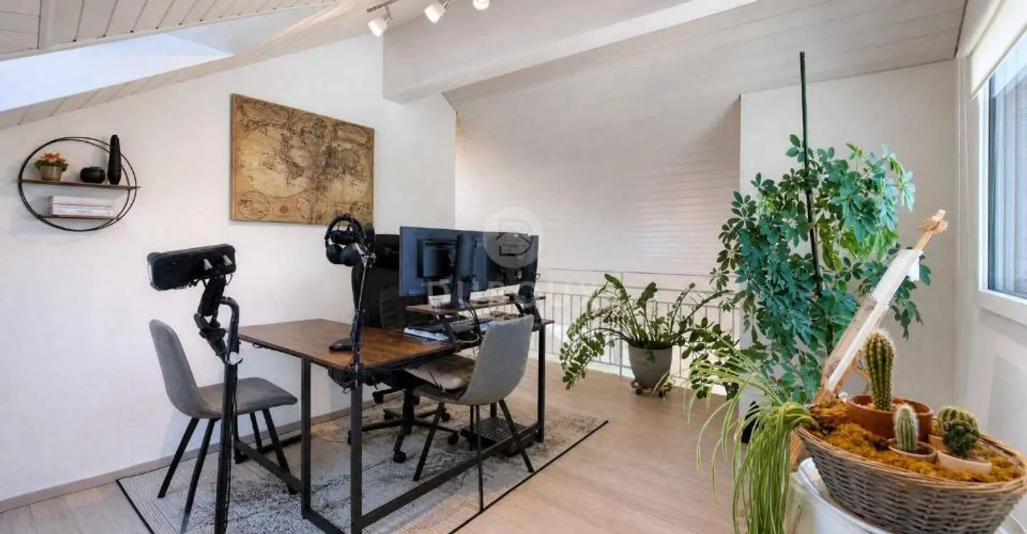DUPLEX HELLE WOHNUNG IN GRÜNER UMGEBUNG - Foto 9 von 12