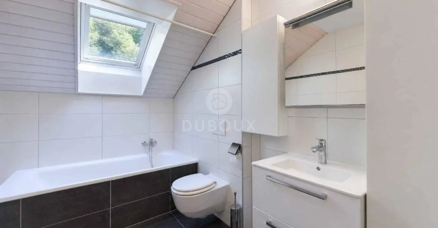 DUPLEX HELLE WOHNUNG IN GRÜNER UMGEBUNG - Foto 10 von 12