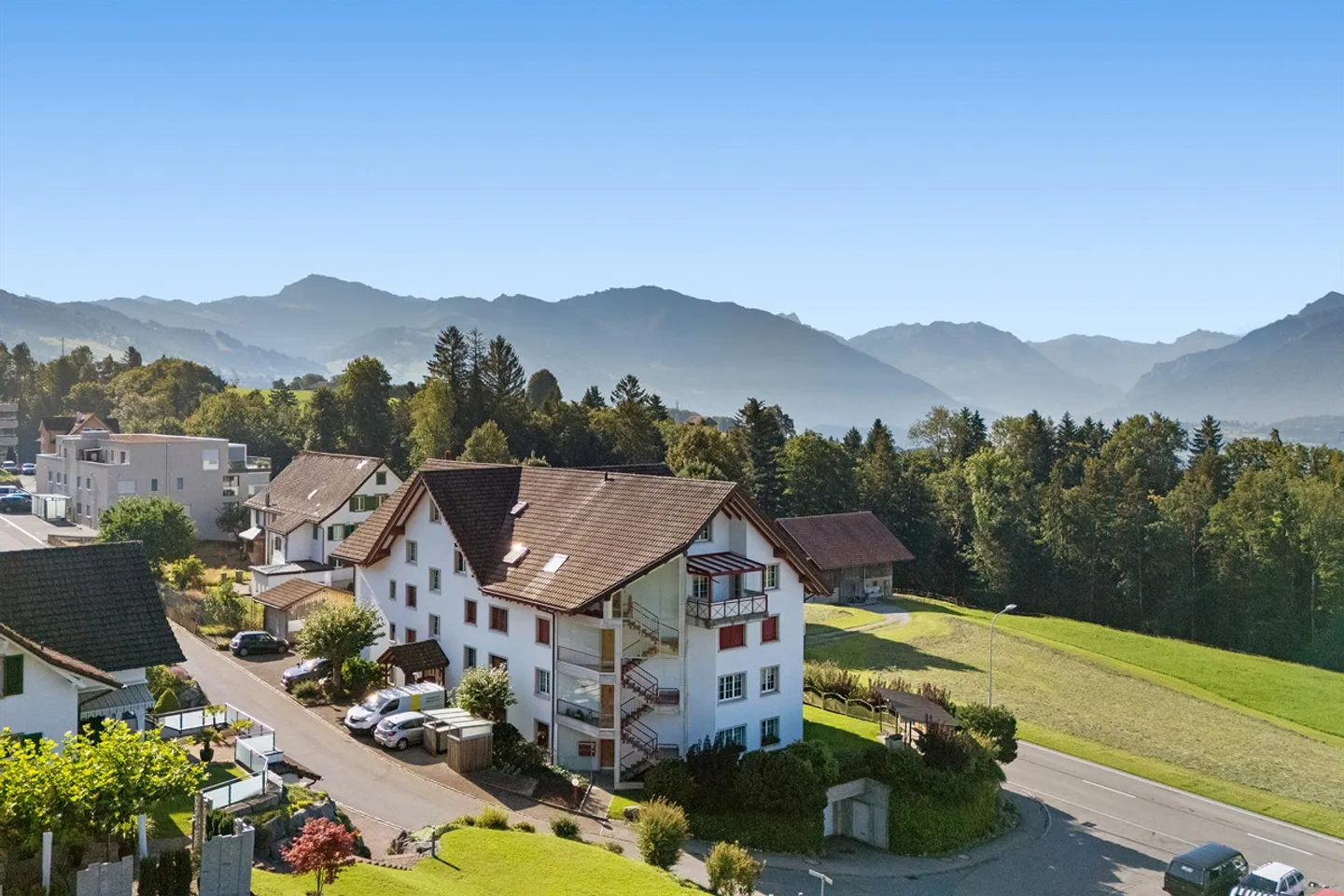 Beautiful, spacious and bright 4.5 room apartment with a wide view - Photo 26 of 30