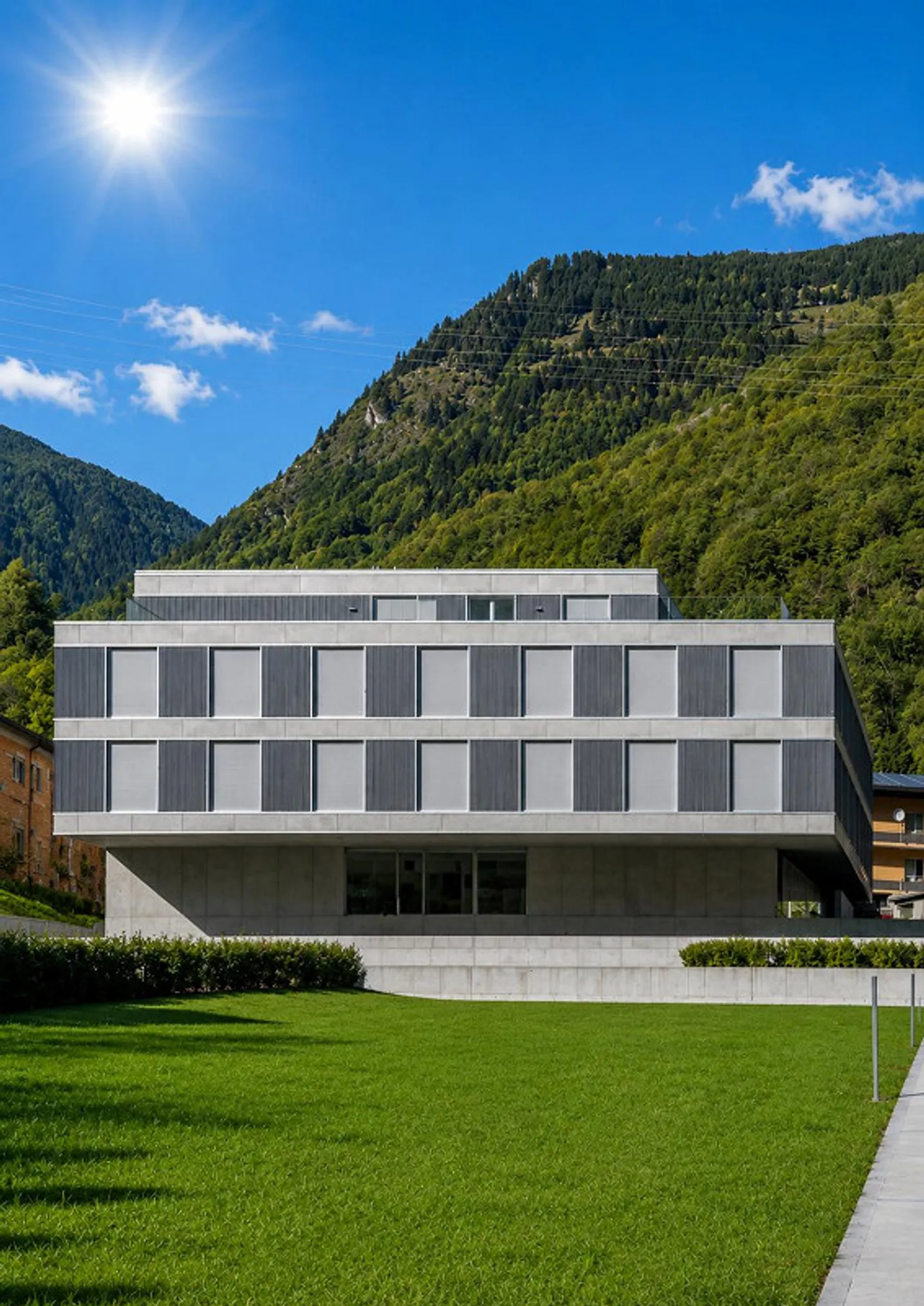 Ufficio condiviso a Grono - Foto 1 di 8