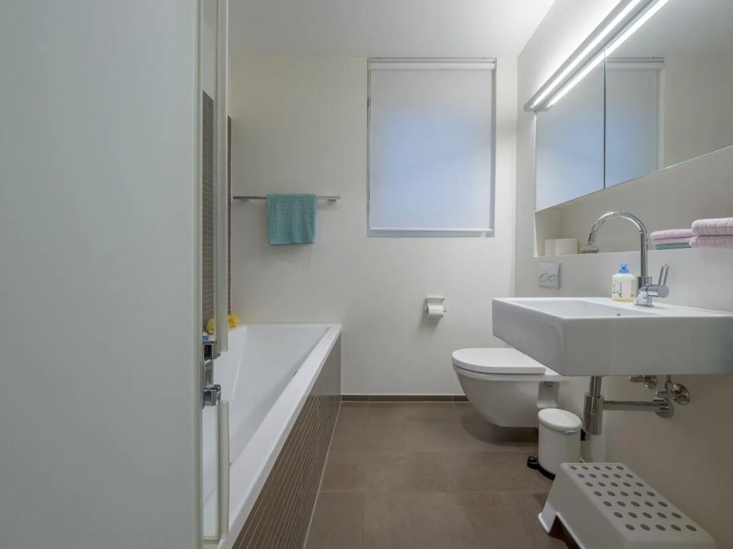 Gioiello del giardino con appartamento duplex 4.5 Z' e molta privacy - Foto 8 di 13