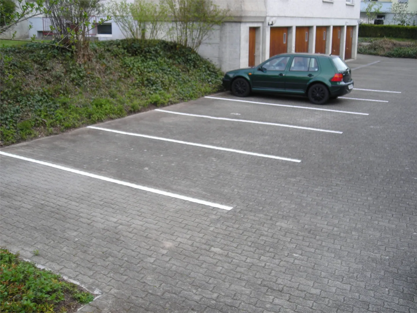 Schöne, helle 3.5 - Zimmerwohnung in kleinem MFH - Foto 5 von 14
