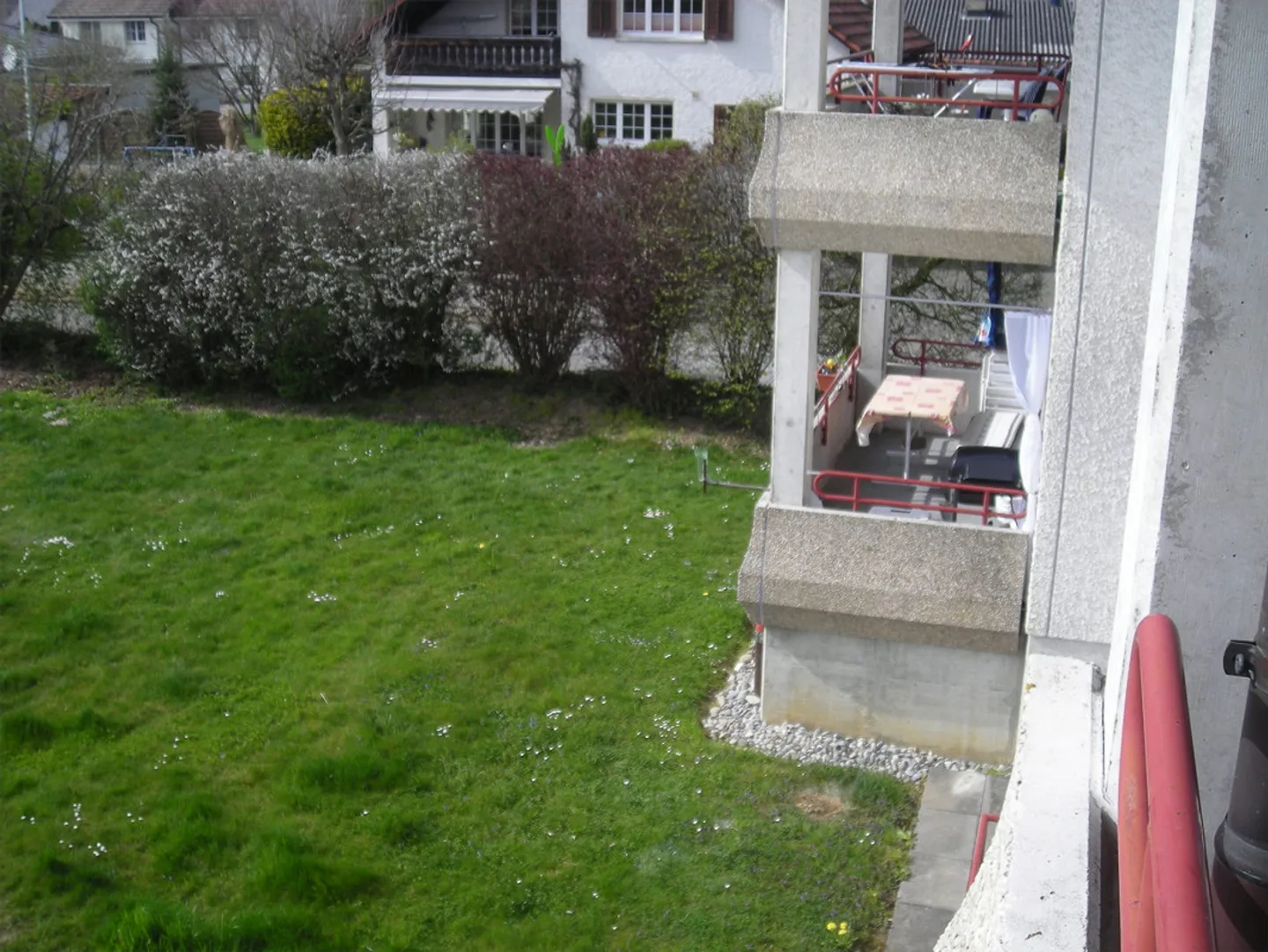 Schöne, helle 3.5 - Zimmerwohnung in kleinem MFH - Foto 8 von 14